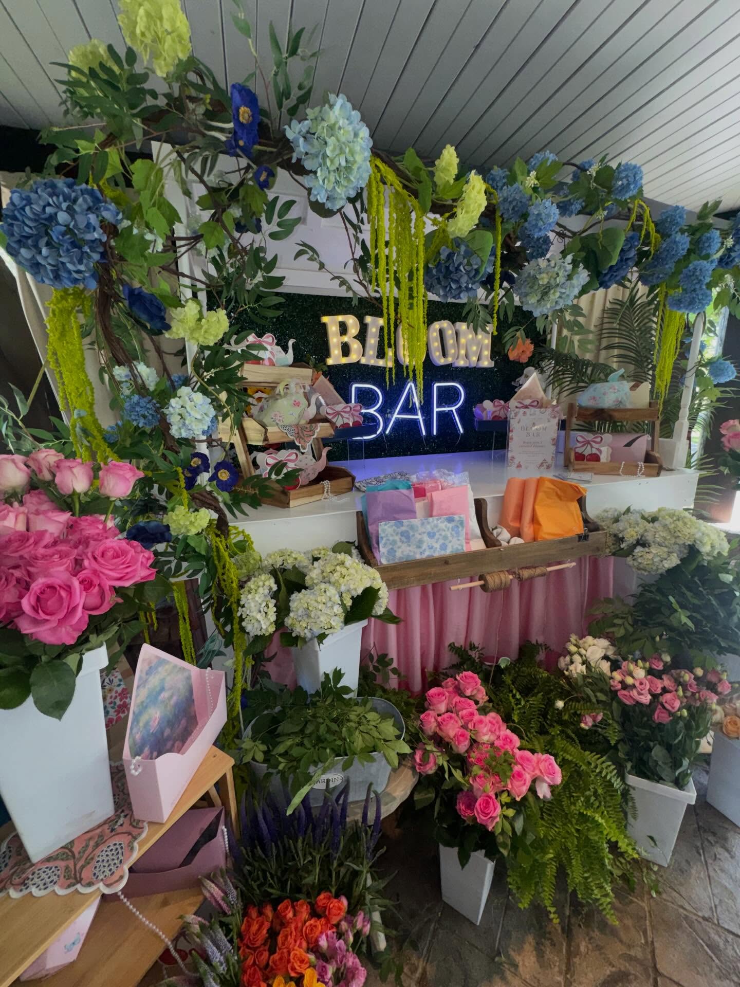 Wishing all the Mother’s a Happy Mother’s Day! We hope your day blossoms beautifully 🌸💐