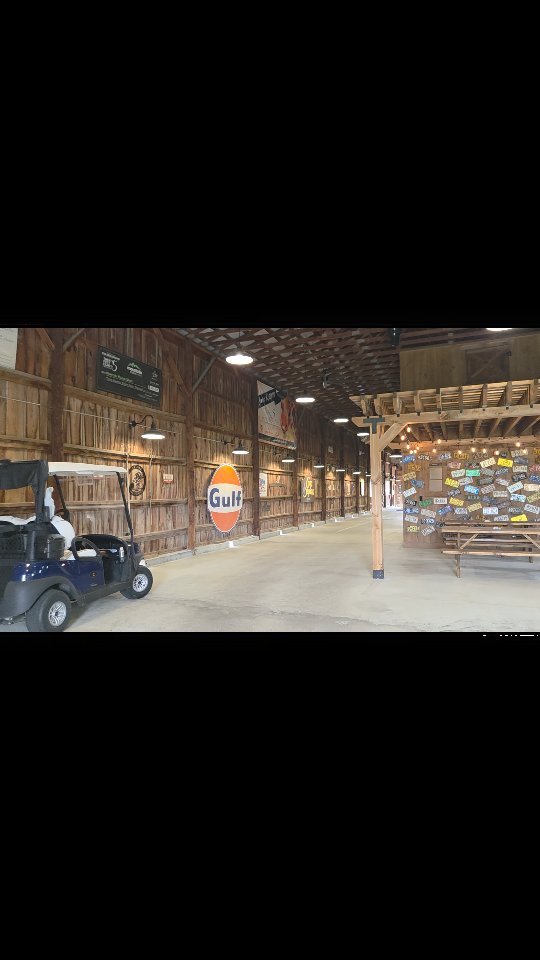 POV: You're cruising through the newly refreshed Long Barn, spring air rolling in, fairways glowing... just another perfect day at The Olde Farm.

#theoldefarm 
#theoldefarmexperience 
#TOF
#LongBarn